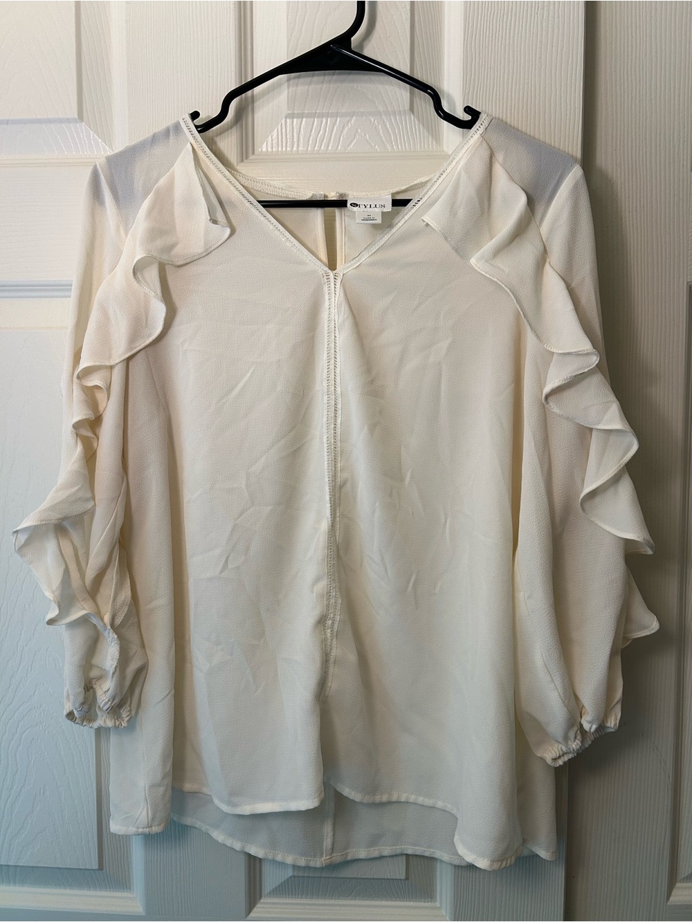 Stylus JC Penney Long Sleeve Cut Out Flowy Dress Top Blouse
